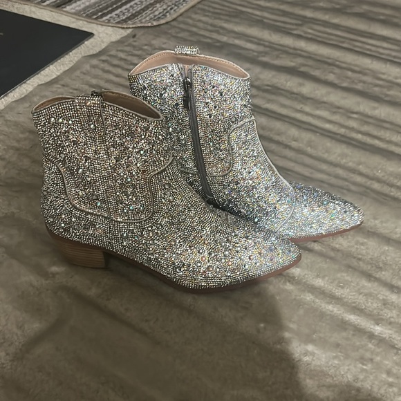 Sparkling Silver Ankle Boots - Picture 3 of 5